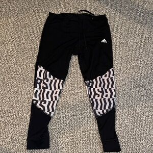 Adidas Woman Black and White Leggings